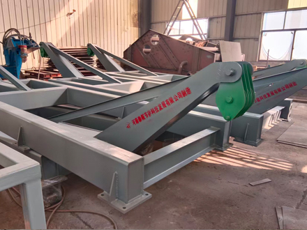 钢包内废钢预热设备