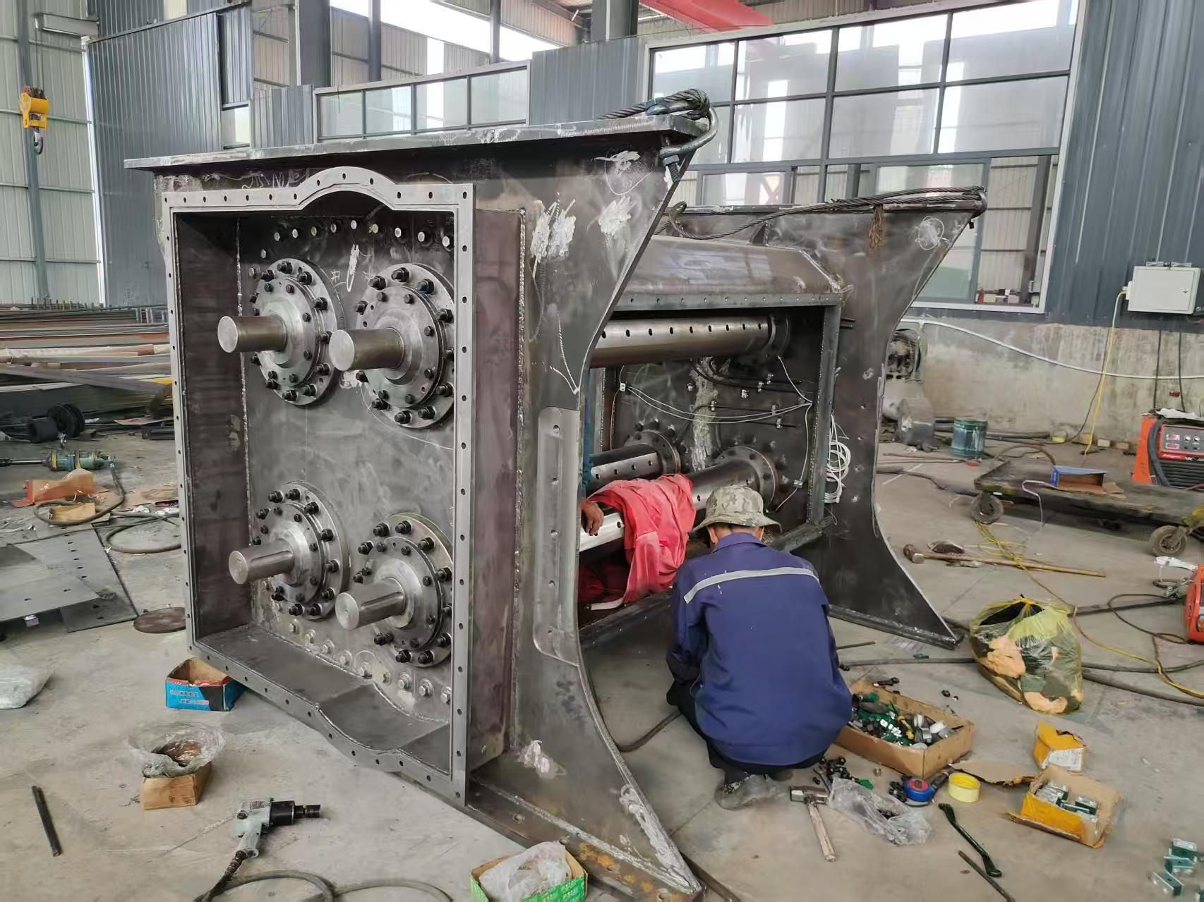 四轴振动器组装